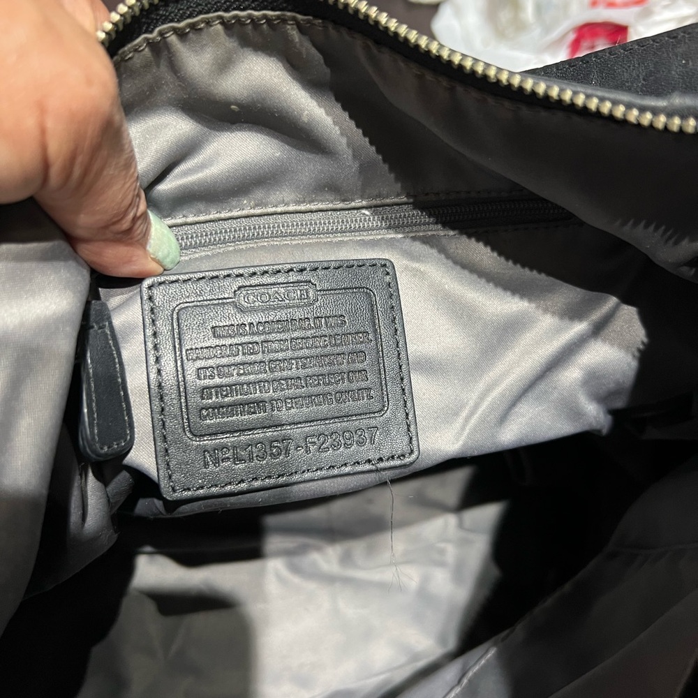 Coach - Picture 9 of 14